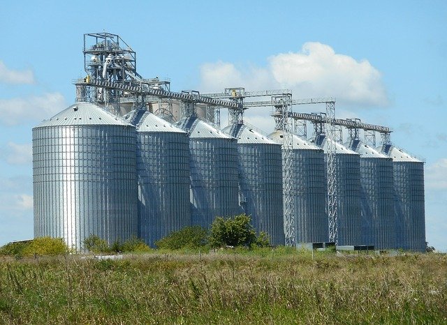 armazenagem de grãos - tipos de silo - silos metálicos 